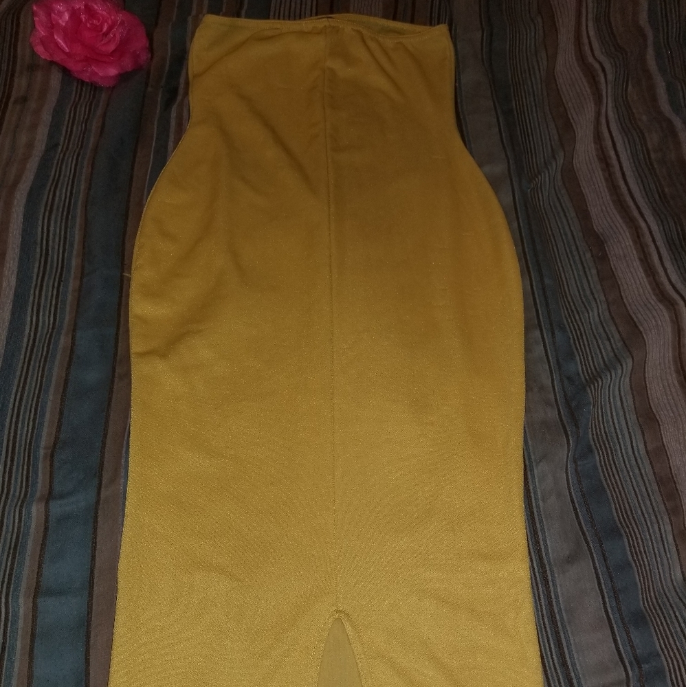 Yellow dress